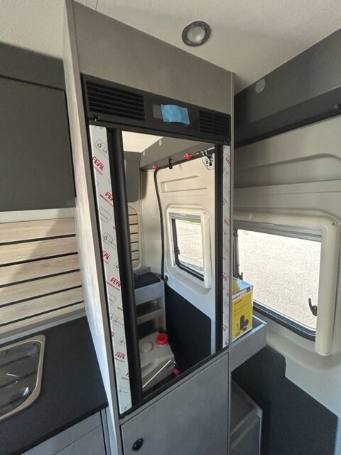 CROSSCAMP CAMPER VAN FLEX 541 TOIT RELEVABLE — OFFRE EXCEPTIONNELLE —