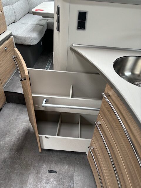 DETHLEFFS ALPA A CLASSE I 7820-2 / Unique en FRANCE