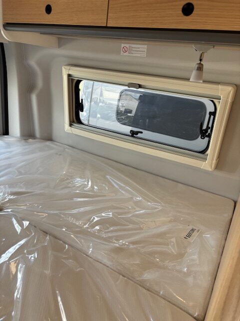 SUNLIGHT CLIFF 590 4X4 ADVENTURE EDITION